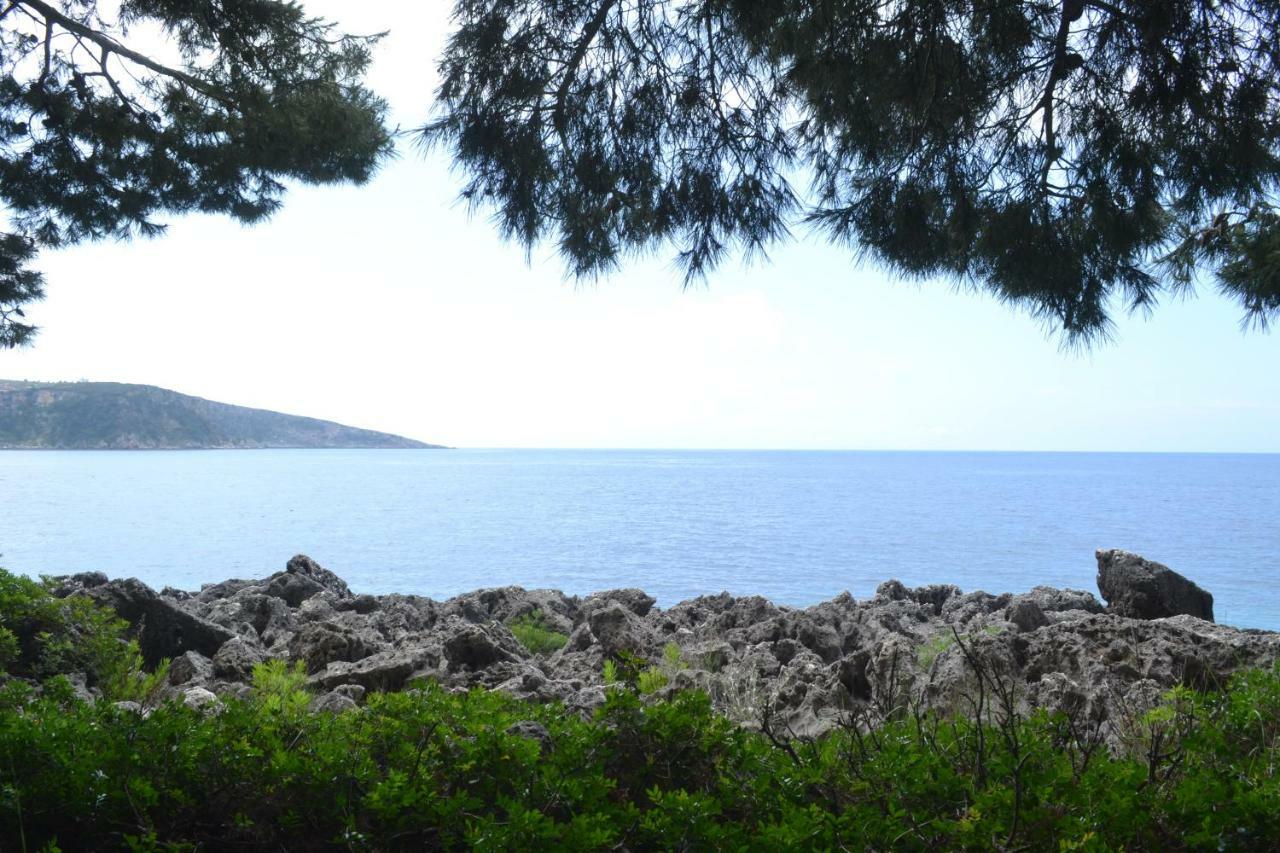 The Sea Cave Camping Himare Exterior photo