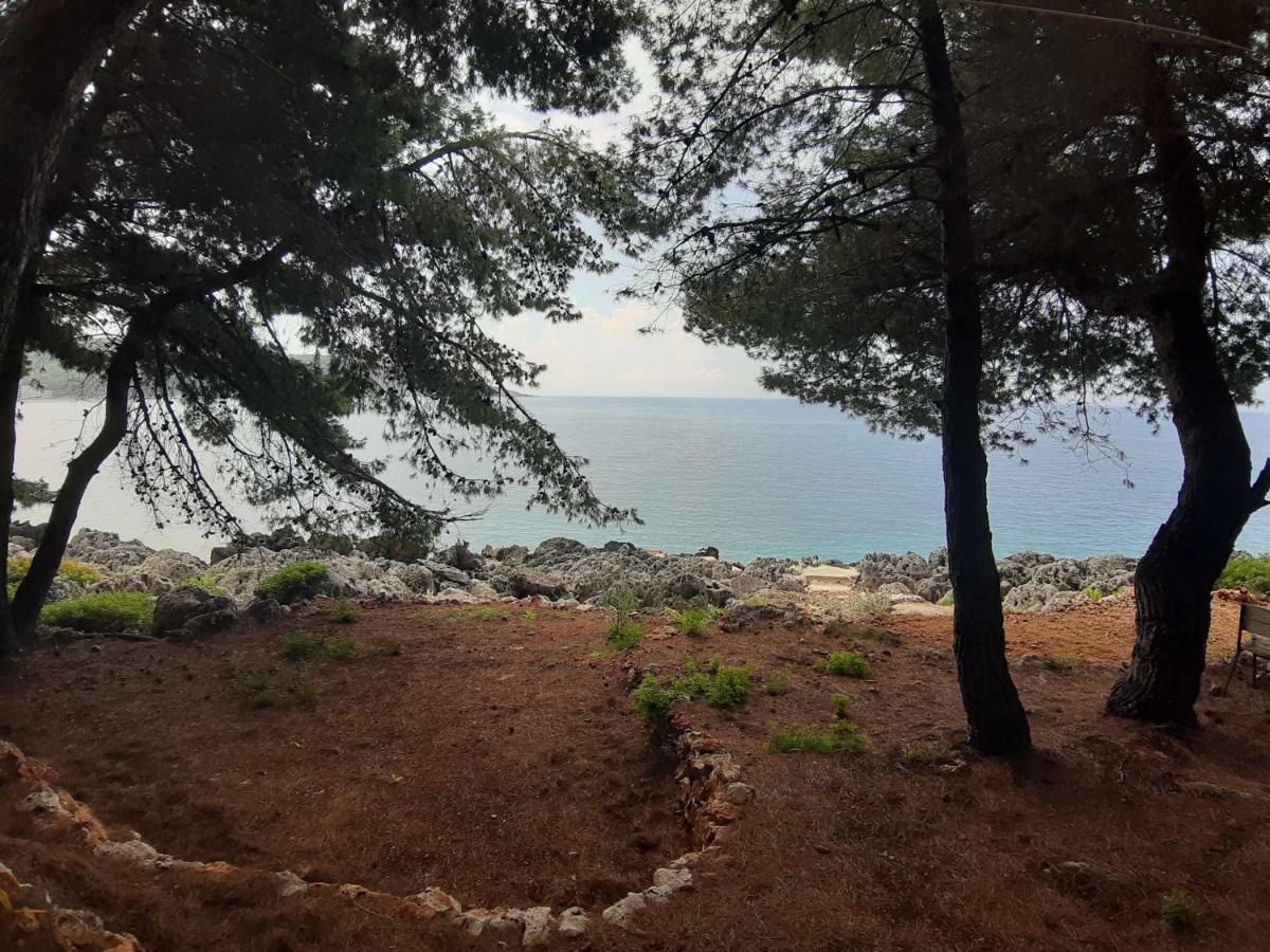 The Sea Cave Camping Himare Exterior photo
