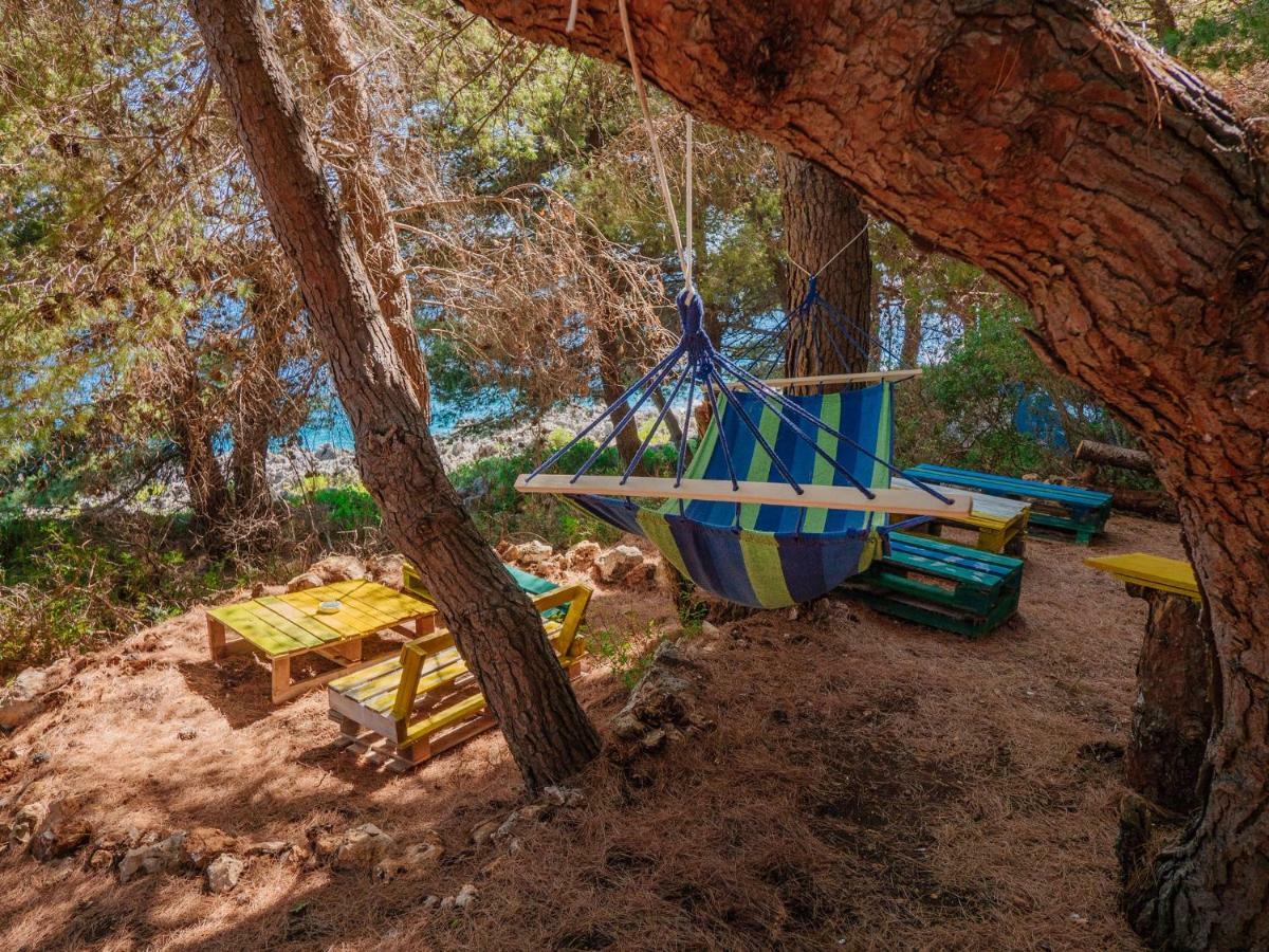 The Sea Cave Camping Himare Exterior photo